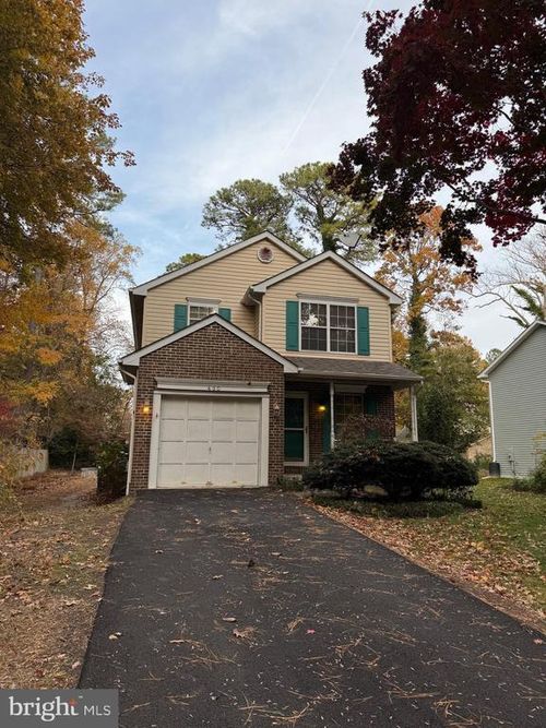 480 Lake Dr, LUSBY, MD, 20657-3260 | Card Image