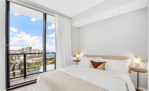 apt-4701-398 Ne 5th St, Miami, FL, 33132-2181 | Card Image