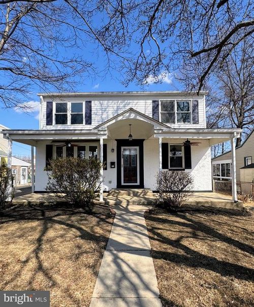 709 Pearl Ave, MORTON, PA, 19070-1226 | Card Image
