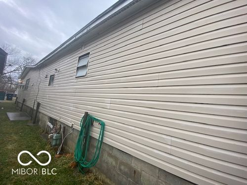 2714 S Liberty St, Muncie, IN, 47302-5048 | Card Image