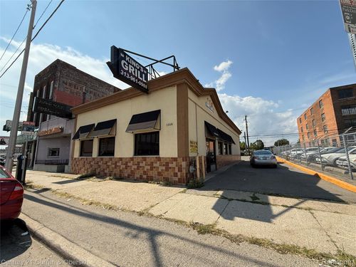 1350 W Fort St, Detroit, MI, 48226-3007 | Card Image