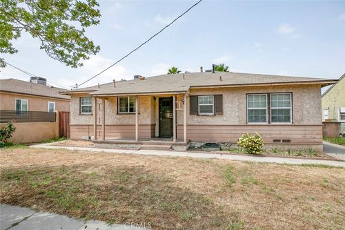 8321 Outland View Dr, Sun Valley, CA, 91352-3616 | Card Image