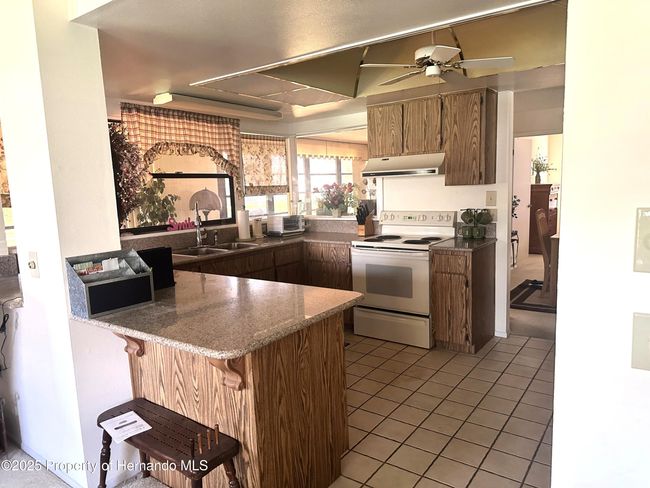2351 Palm Springs Ct, House other with 2 bedrooms, 2 bathrooms and null parking in Spring Hill FL | Image 12