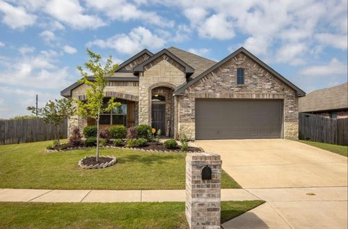 1712 Chivalry Ln, Fort Worth, TX, 76140-5780 | Card Image