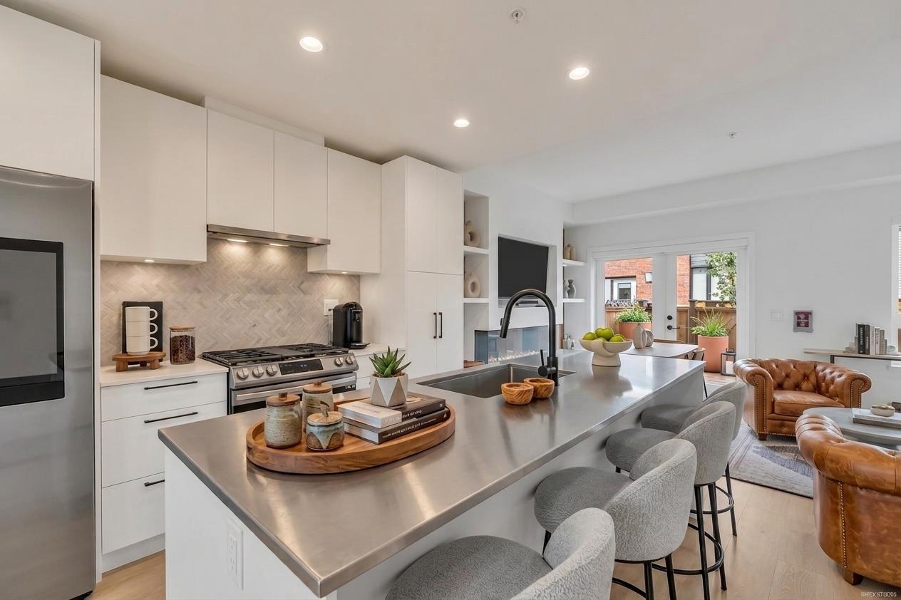 Residential in North Vancouver