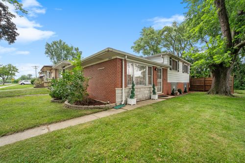 13059 S Buffalo Ave, Chicago, IL, 60633-1324 | Card Image