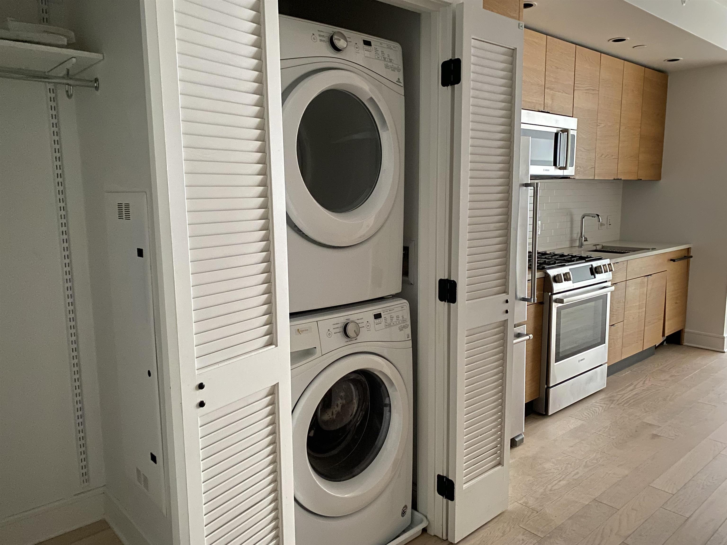 Residential Lease in JC, Downtown