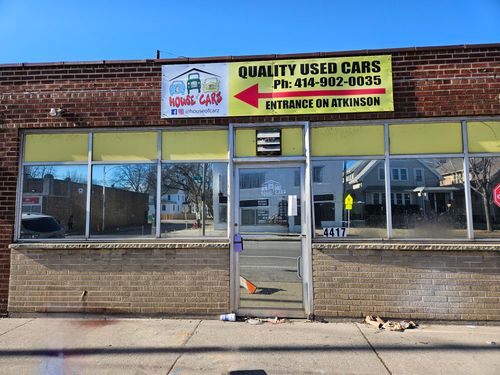 4417 N 27th St, Milwaukee, WI, 53209-6107 | Card Image