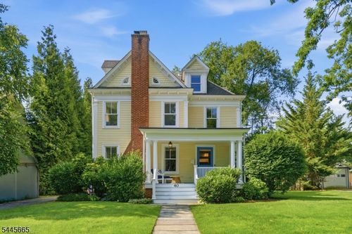 40 Oakwood Ave, Montclair, NJ, 07043-1917 | Card Image