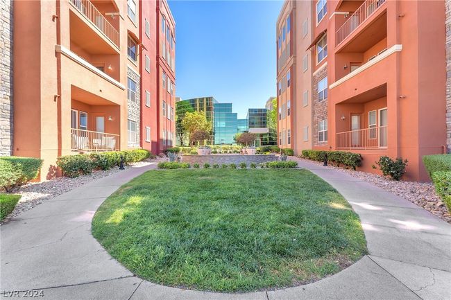 116 - 68 E Serene Ave, Condo with 2 bedrooms, 2 bathrooms and null parking in Las Vegas NV | Image 21