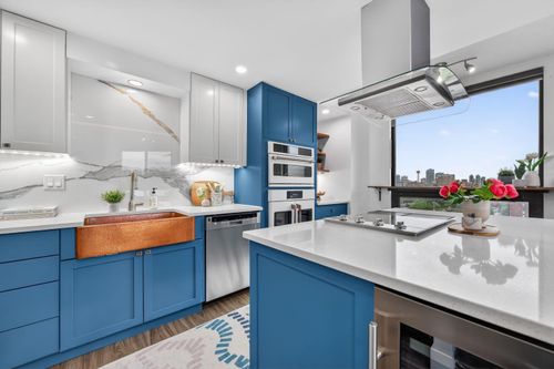 1-1304 15 Ave Sw, Calgary, AB, T3C0X7 | Card Image