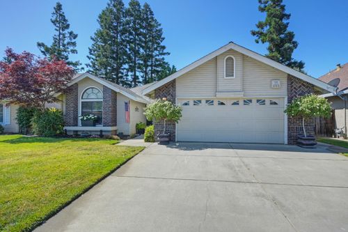 2438 W Tokay Street, Lodi, CA, 95242 | Card Image