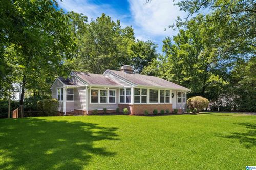 761 Shades Crest Rd, HOOVER, AL, 35226-1246 | Card Image
