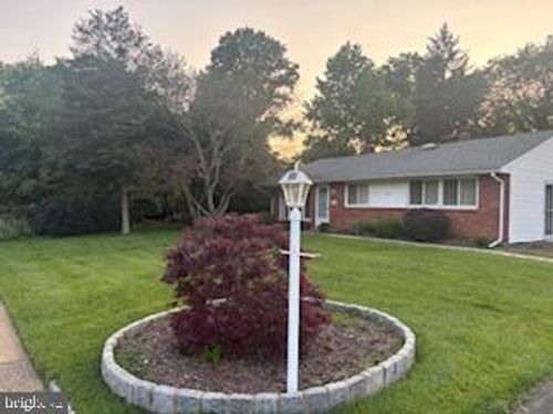 305 Glenway Rd, ERDENHEIM, PA, 19038-7017 | Card Image