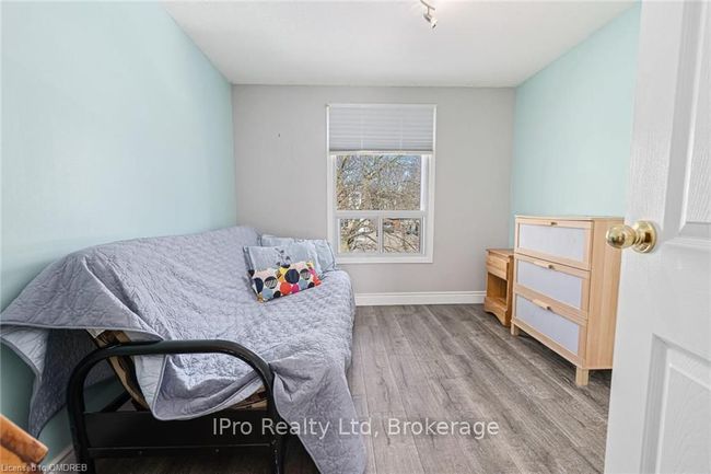 6 The Greenway, House attached with 3 bedrooms, 3 bathrooms and 3 parking in Cambridge ON | Image 18