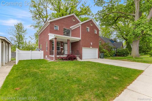 21597 Harper Lake Ave, Saint Clair Shores, MI, 48080-1425 | Card Image