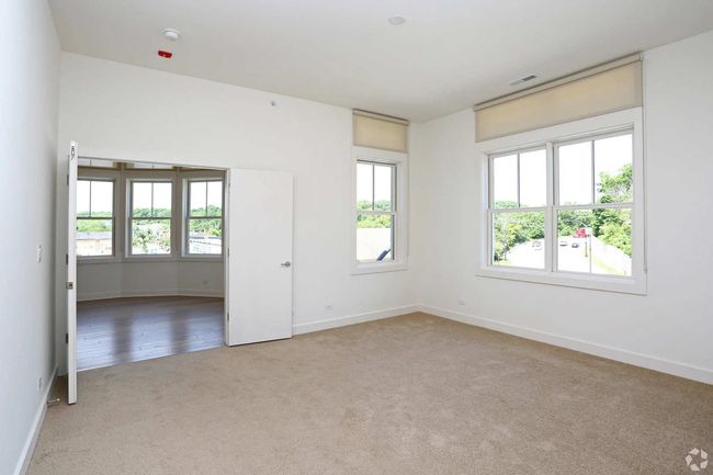 APT-311 - 1 N Main St, Condo with 1 bedrooms, 1 bathrooms and 1 parking in Algonquin IL | Image 13