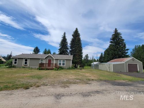 35 Atkin Ln, Cascade, ID, 83611-5310 | Card Image