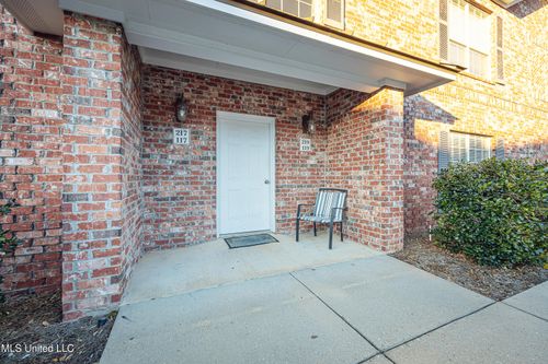 219 Armand Oaks, Ocean Springs, MS, 39564-5329 | Card Image