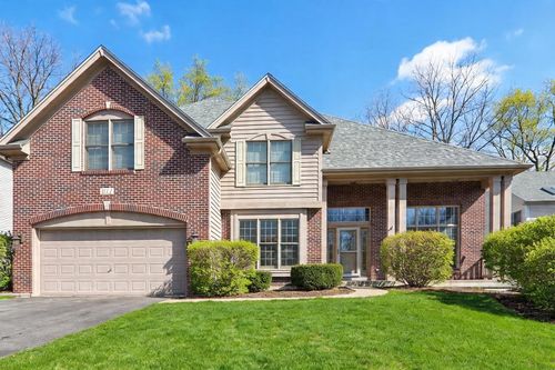 911 Tipperary St, Gilberts, IL, 60136-8904 | Card Image