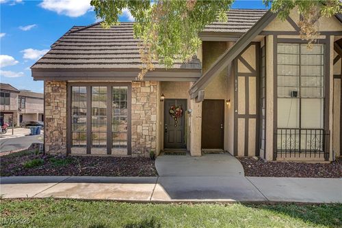814 Pepperwood Ln, Las Vegas, NV, 89107-1012 | Card Image