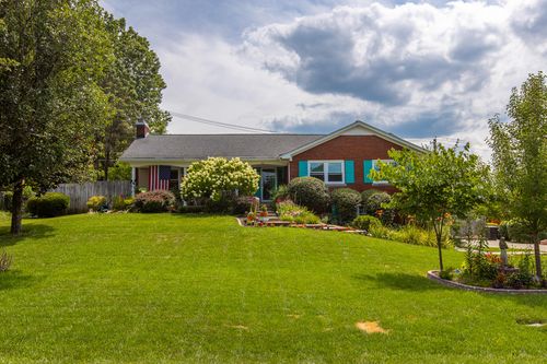 42 Mockingbird Valley Rd, Winchester, KY, 40391-2352 | Card Image
