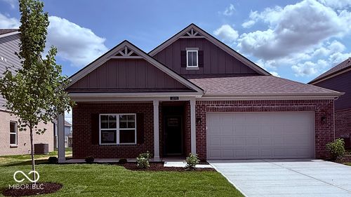 1271 Foxtail Ln, Greenwood, IN, 46143-6085 | Card Image