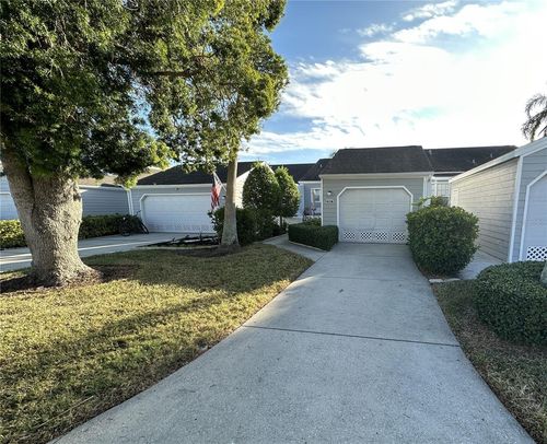 517 Woodstork Cir, Bradenton, FL, 34209-7393 | Card Image