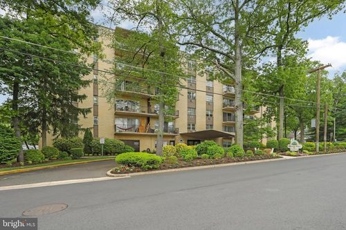 unit-608-111 Chestnut St, CHERRY HILL, NJ, 08002-1845 | Card Image