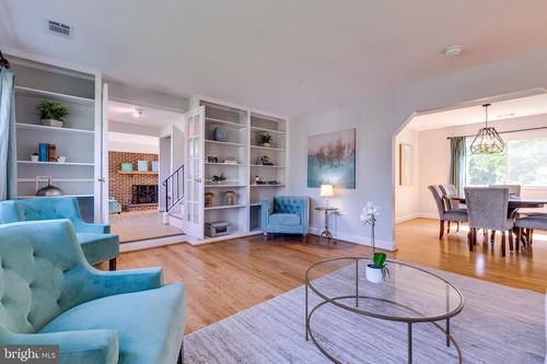 2205 Farougi Ct, HERNDON, VA, 20170-4010 | Card Image