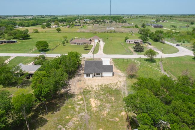 911 E Calhoun St, House other with 3 bedrooms, 2 bathrooms and null parking in Rice TX | Image 20