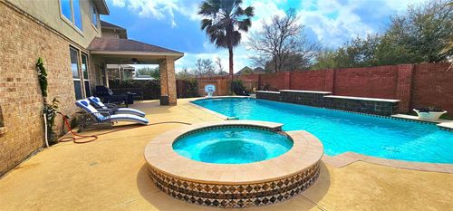 6027 Turner Shadow Ln, Sugar Land, TX, 77479-3630 | Card Image
