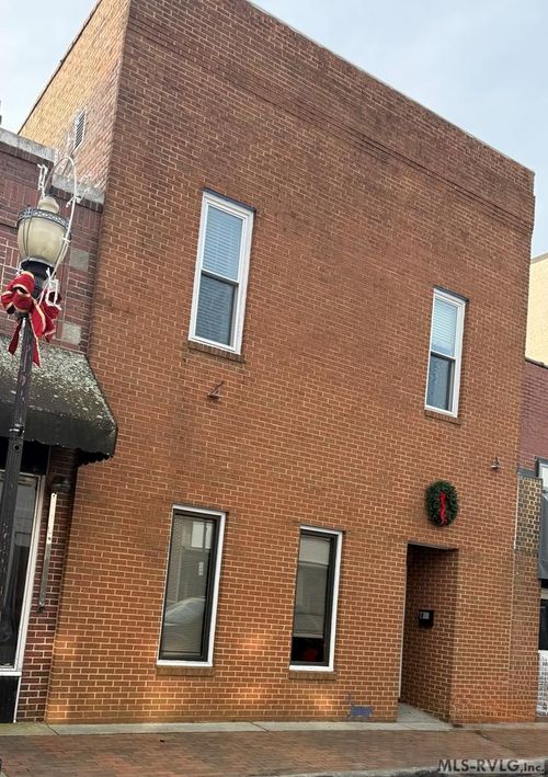 112 W Hicks St, Lawrenceville, VA, 23868-1711 | Card Image