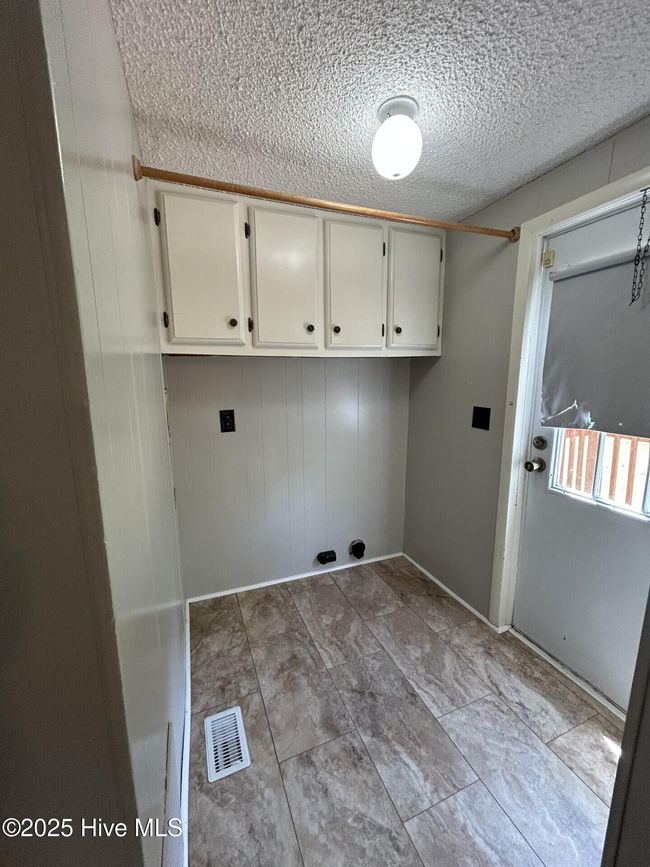 200 N Indian Town Rd, House other with 3 bedrooms, 2 bathrooms and null parking in Shawboro NC | Image 9