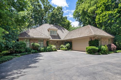 48 Indian Hill Rd, Winnetka, IL, 60093-3939 | Card Image
