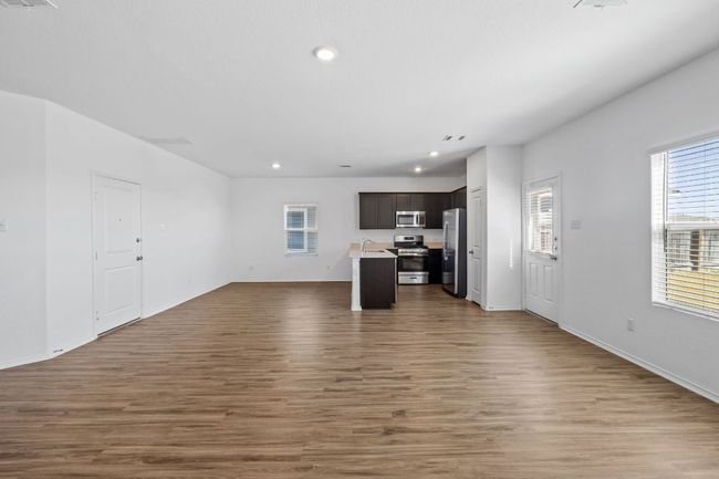 182 Geode Gln, House other with 4 bedrooms, 3 bathrooms and 4 parking in Maxwell TX | Image 8