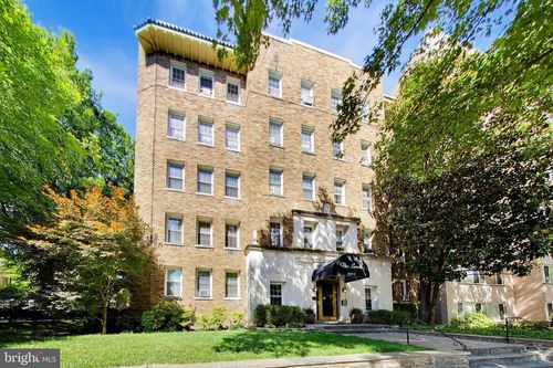 204-5402 Connecticut Ave Nw, WASHINGTON, DC, 20015-2830 | Card Image