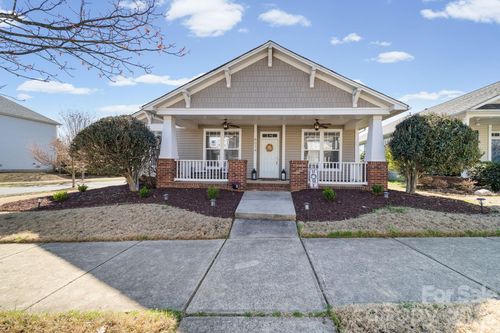 8034 Cottsbrooke Dr, Huntersville, NC, 28078-2220 | Card Image