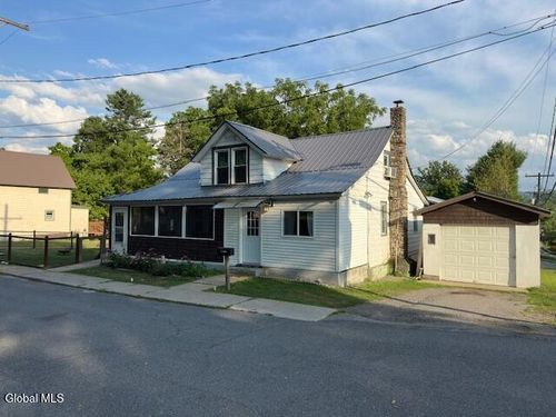 2 John St, Ticonderoga, NY, 12883-1204 | Card Image
