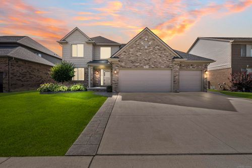 49570 Manistee Street, Chesterfield Township, MI, 48047 | Card Image