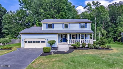 26 Cindy Ln, Halfmoon, NY, 12065-5660 | Card Image