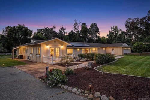 12811 Beeler Creek Trl, Poway, CA, 92064-5353 | Card Image