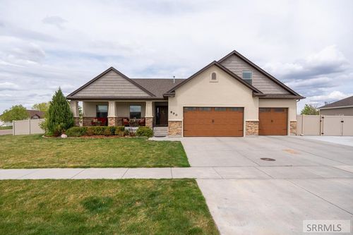 890 Dell Rd, Chubbuck, ID, 83202-4957 | Card Image