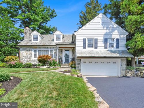 439 Gregg St, SHILLINGTON, PA, 19607-1331 | Card Image