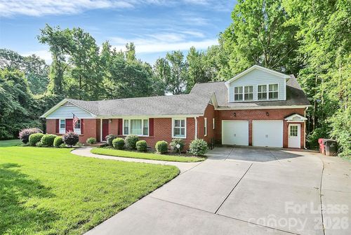 132 Vernon Dr, Davidson, NC, 28036-8057 | Card Image