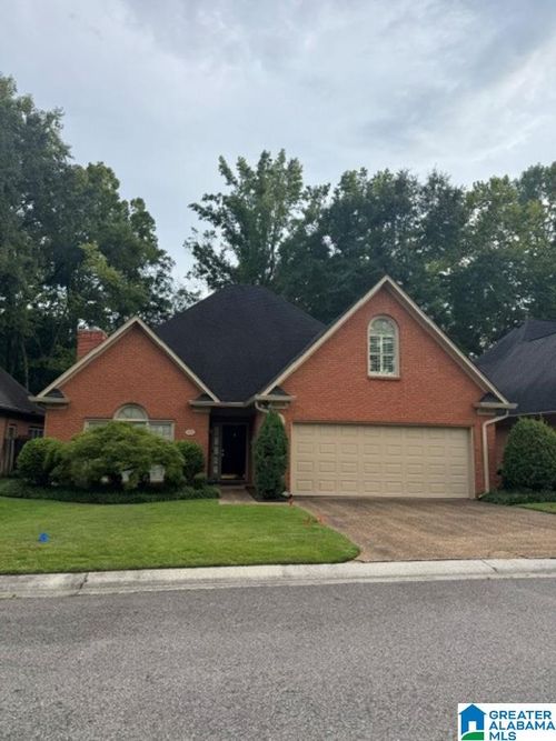 1525 Ashley Wood Cir, Vestavia Hills, AL, 35216-3053 | Card Image