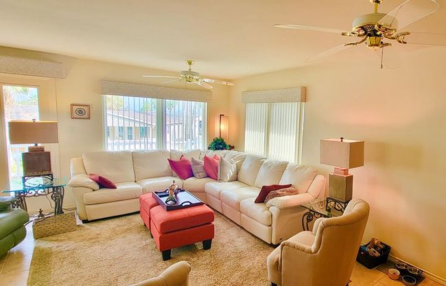 1077 E Scallop, House other with 2 bedrooms, 3 bathrooms and 2 parking in Port Isabel TX | Image 10