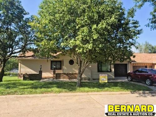 1614 17th St, Auburn, NE, 68305-1725 | Card Image