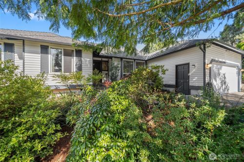 19831 134th Pl Se, Renton, WA, 98058-7784 | Card Image