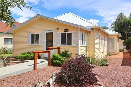 206 Bell Ave, Alamosa, CO, 81101-2432 | Card Image